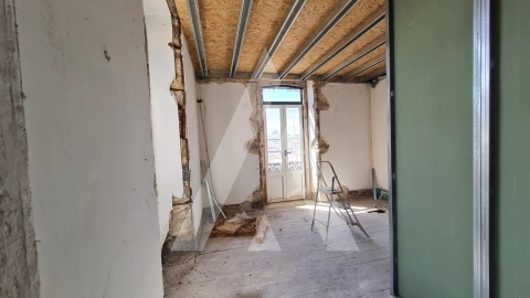 Moradia T12 para Venda em Leiria, Pousos, Barreira e Cortes