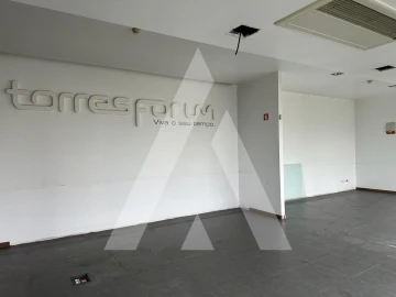 Escritório para Arrendamento em Torres Novas (Santa Maria, Salvador e Santiago)
