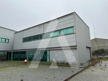 Escritório para Arrendamento em Torres Novas (Santa Maria, Salvador e Santiago)