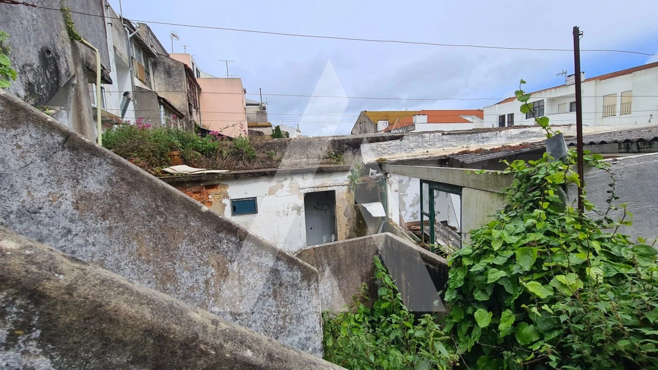Prédio para Venda em Buarcos Foto 13