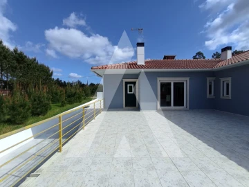 Moradia T3 para Venda em Bidoeira de Cima
