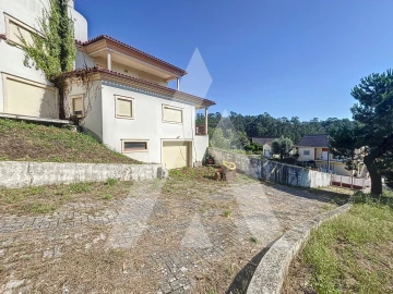 Moradia T4 para Venda em Pombal