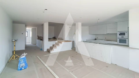 Apartamento T1 para Venda em Pataias e Martingança