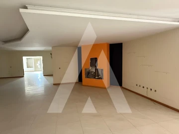 Moradia T6 para Venda em Pombal