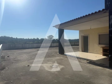 Moradia T6 para Venda em Pombal