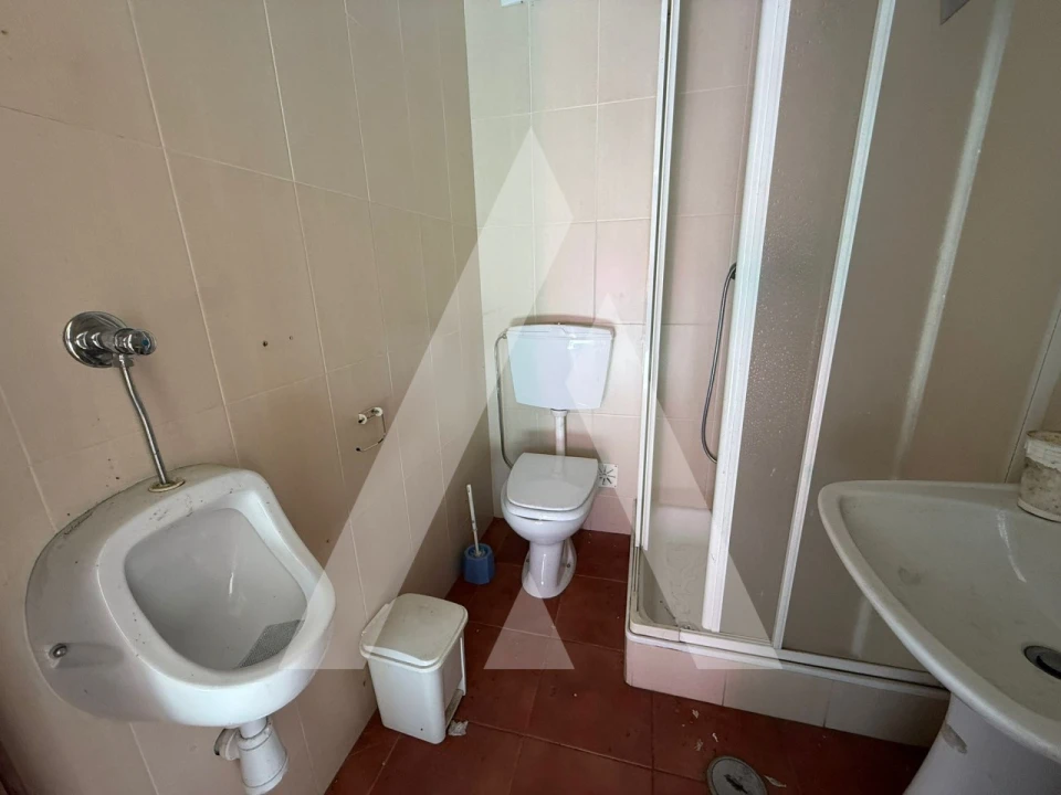 Armazém para Arrendamento em Arrabal Foto 16