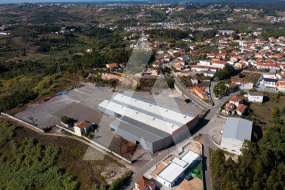 Armazém para Venda em Leiria, Pousos, Barreira e Cortes