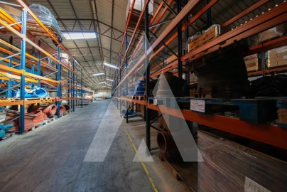 Armazém para Venda em Leiria, Pousos, Barreira e Cortes