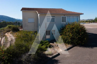 Armazém para Venda em Leiria, Pousos, Barreira e Cortes