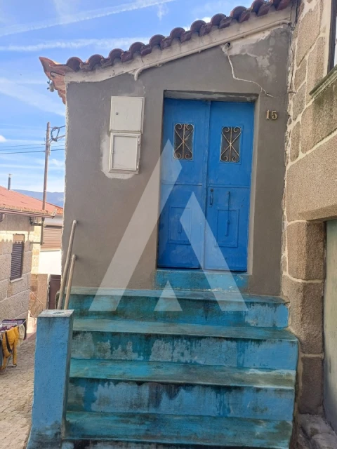 Moradia T2 para Venda em Pinhanços