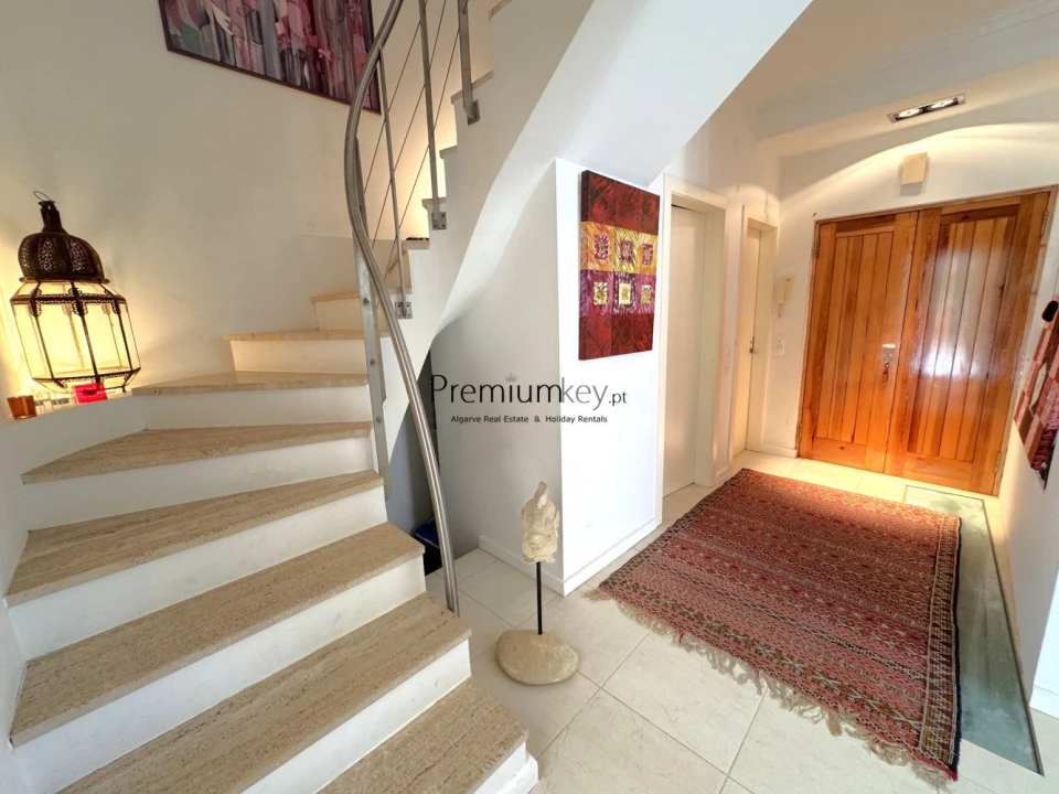 Moradia T4 para Venda em Albufeira e Olhos de Água Foto 22