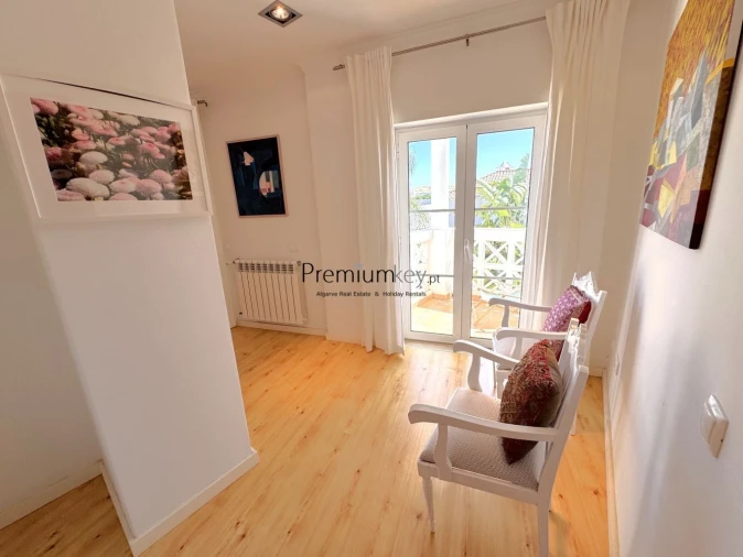 Moradia T4 para Venda em Albufeira e Olhos de Água Foto 33