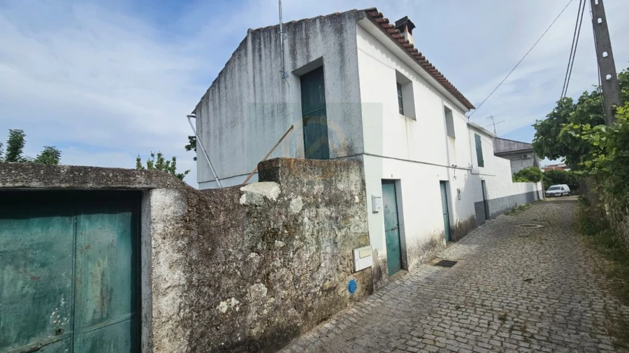 Terreno para Venda em Escalos de Cima e Lousa