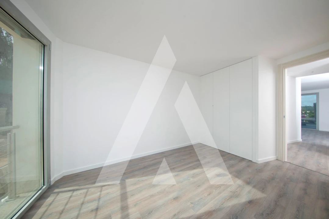 Apartamento T3 para Venda em Pombal Foto 11