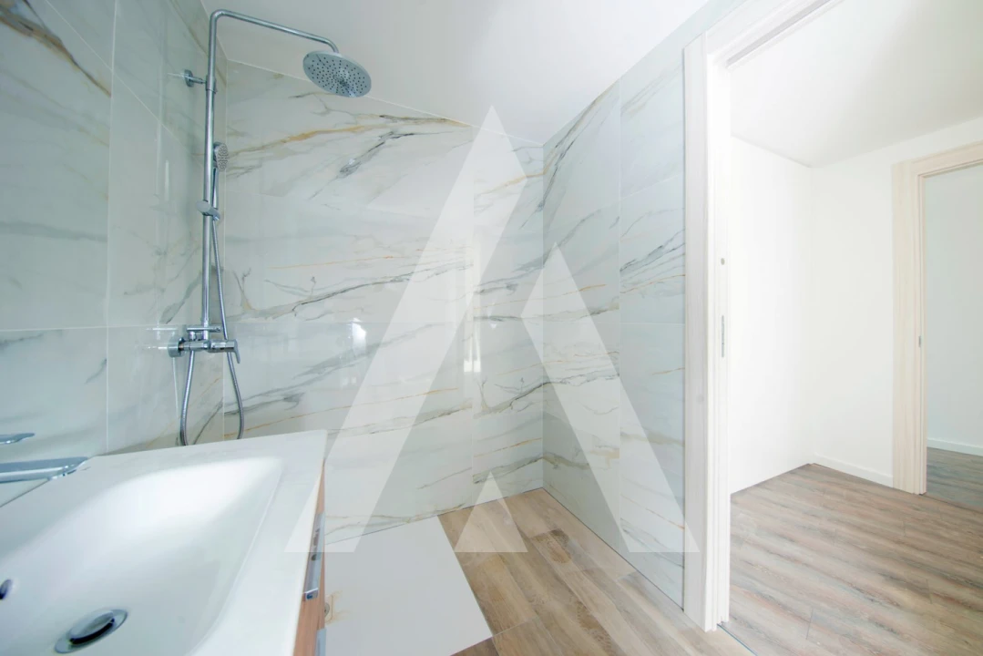 Apartamento T3 para Venda em Pombal Foto 16