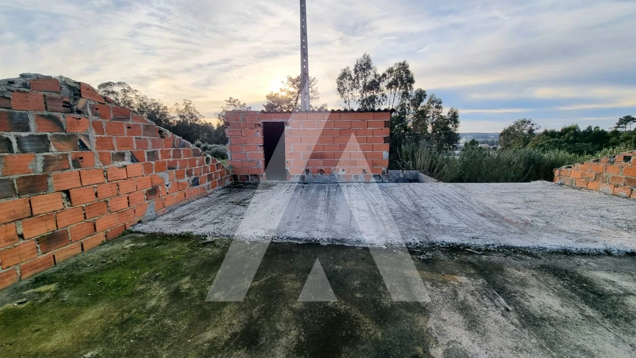 Moradia T3 para Venda em Regueira de Pontes Foto 22