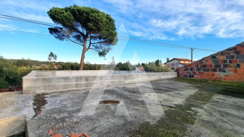 Moradia T3 para Venda em Regueira de Pontes