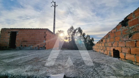 Moradia T3 para Venda em Regueira de Pontes