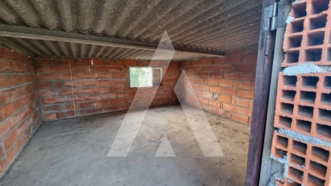 Moradia T3 para Venda em Regueira de Pontes