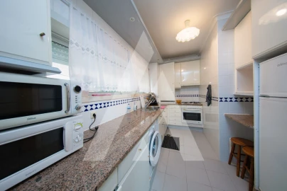 Apartamento T1 para Venda em Buarcos