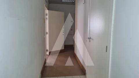 Loja para Venda em Maceira