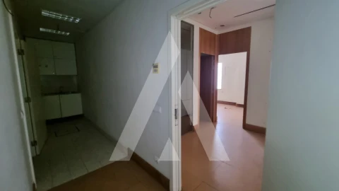 Loja para Venda em Maceira