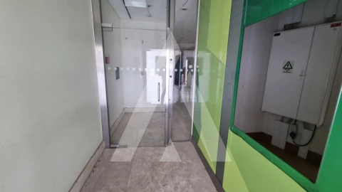 Loja para Venda em Maceira