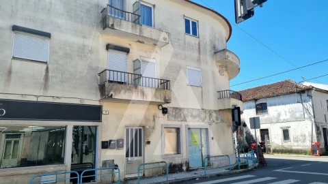 Loja para Venda em Maceira