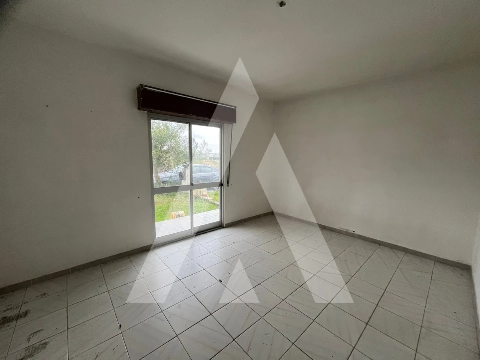 Moradia T3 para Venda em Rio de Couros e Casal dos Bernardos Foto 6