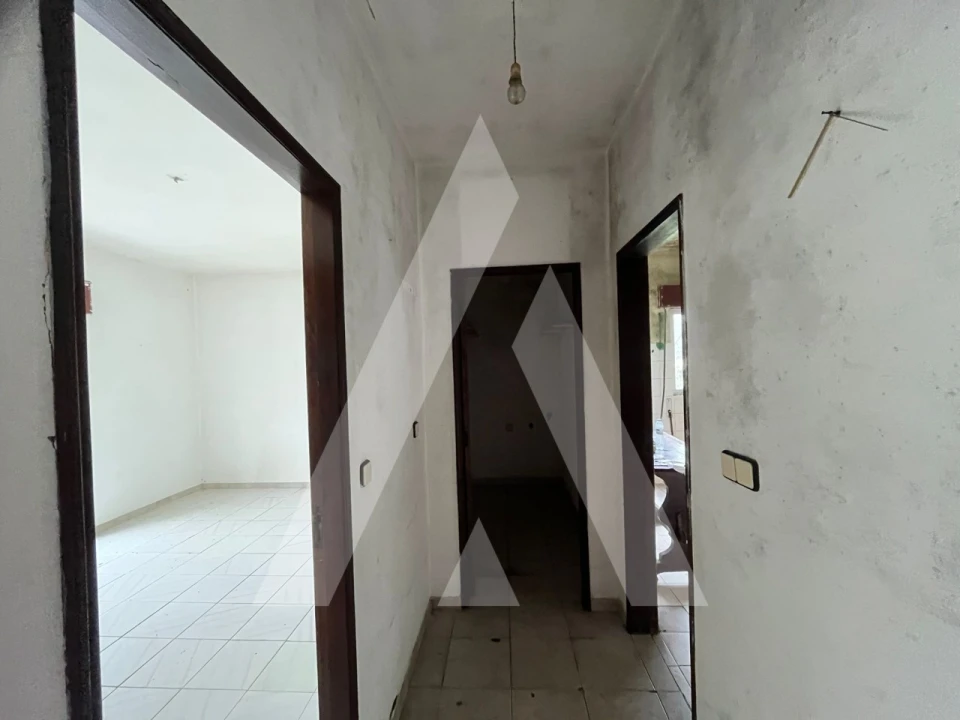 Moradia T3 para Venda em Rio de Couros e Casal dos Bernardos Foto 8