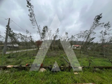 Moradia T3 para Venda em Rio de Couros e Casal dos Bernardos