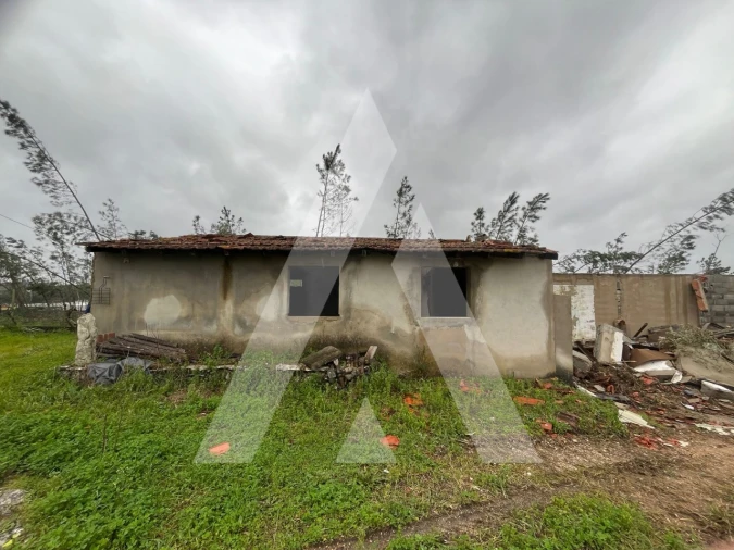 Moradia T3 para Venda em Rio de Couros e Casal dos Bernardos Foto 16