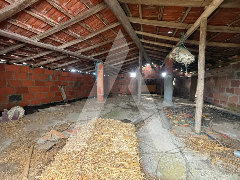 Moradia T3 para Venda em Santiago e São Simão de Litém e Albergaria dos Doze Foto 43
