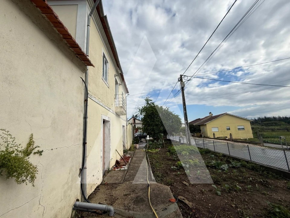 Moradia T3 para Venda em Santiago e São Simão de Litém e Albergaria dos Doze Foto 57