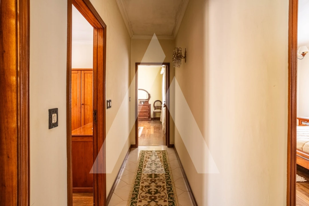 Moradia T4 para Venda em O. Azeméis, Riba-Ul, Ul, Macinhata Seixa, Madail Foto 23