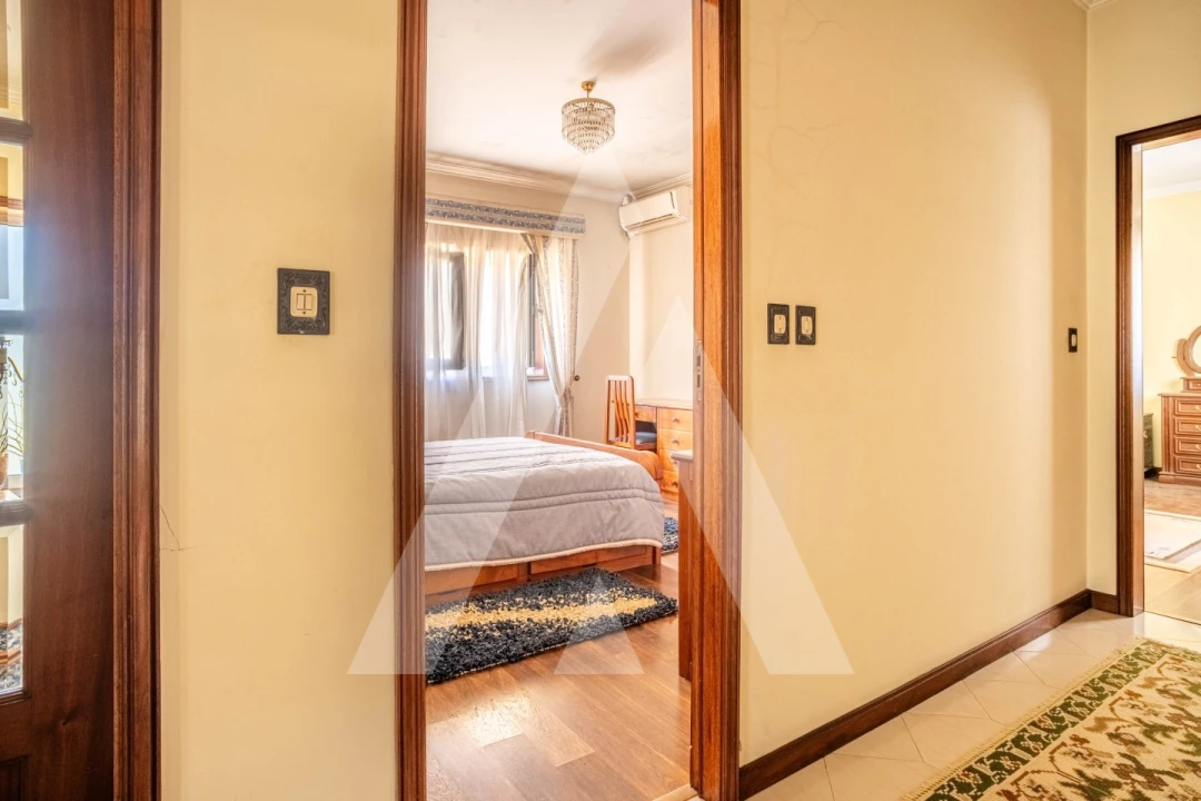 Moradia T4 para Venda em O. Azeméis, Riba-Ul, Ul, Macinhata Seixa, Madail Foto 27