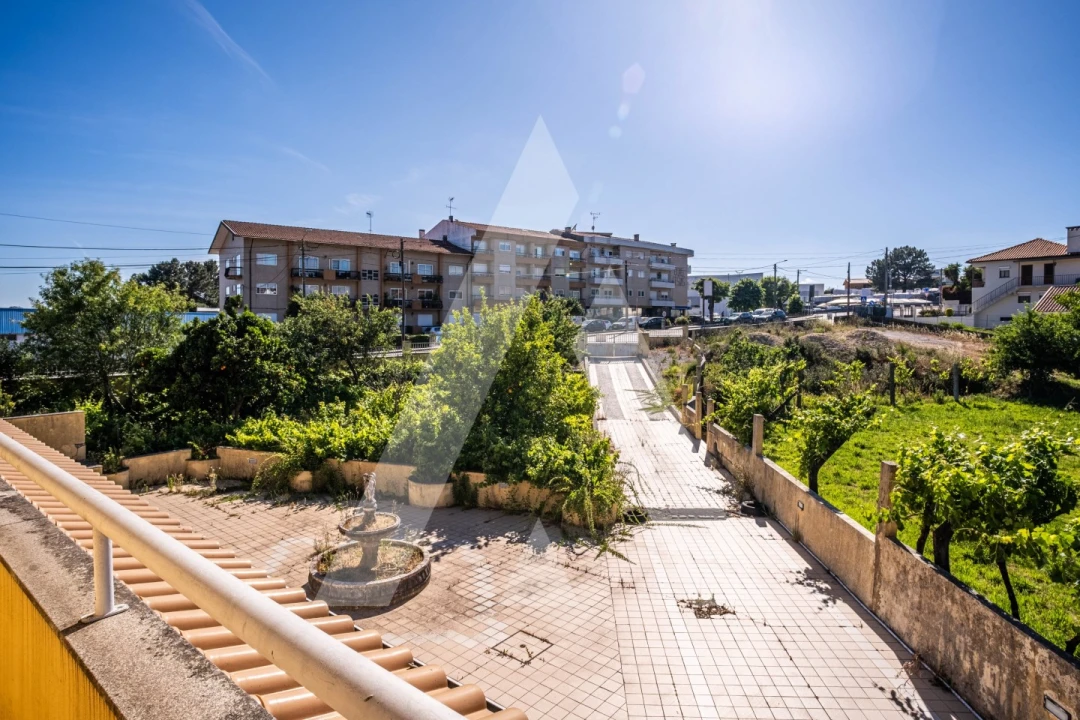 Moradia T4 para Venda em O. Azeméis, Riba-Ul, Ul, Macinhata Seixa, Madail Foto 55