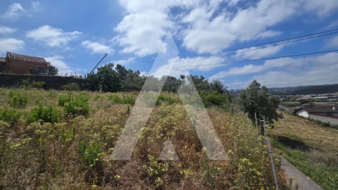 Terreno para Venda em Caranguejeira