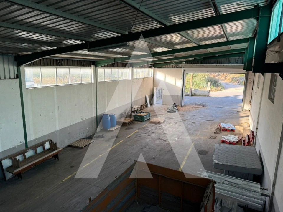 Armazém para Venda em Caranguejeira Foto 2