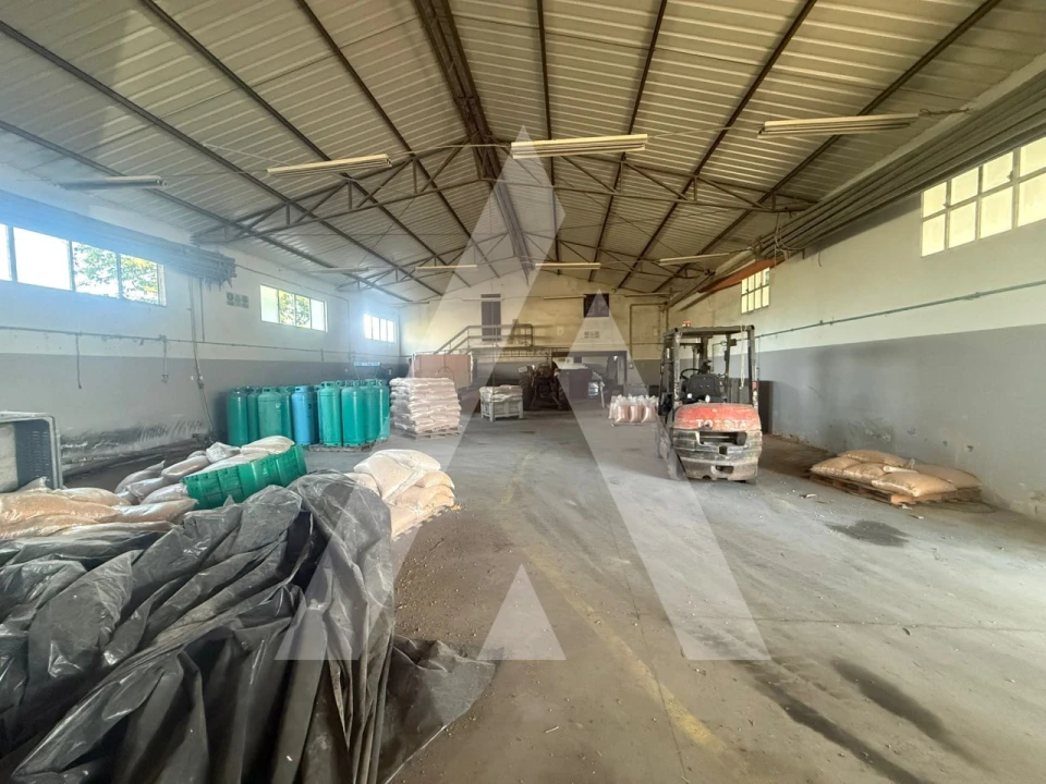 Armazém para Venda em Caranguejeira Foto 9