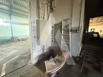 Armazém para Venda em Caranguejeira
