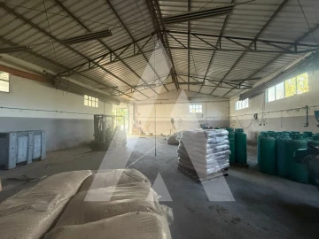 Armazém para Venda em Caranguejeira