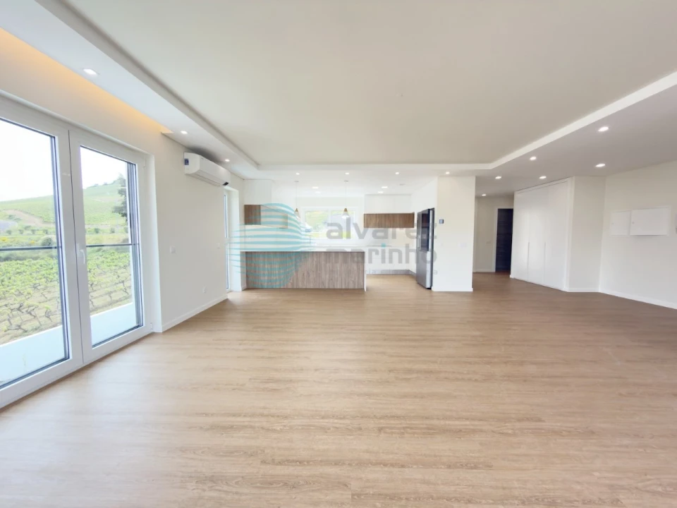 Apartamento T4 para Venda em Santa Maria, São Pedro e Matacães Foto 4