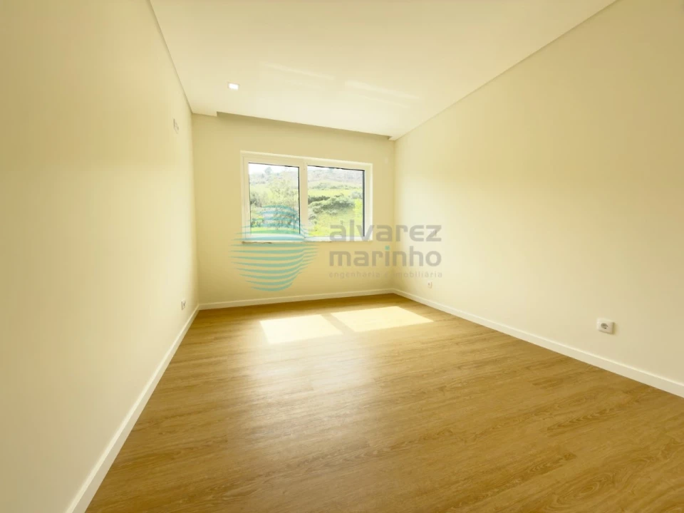 Apartamento T4 para Venda em Santa Maria, São Pedro e Matacães Foto 17