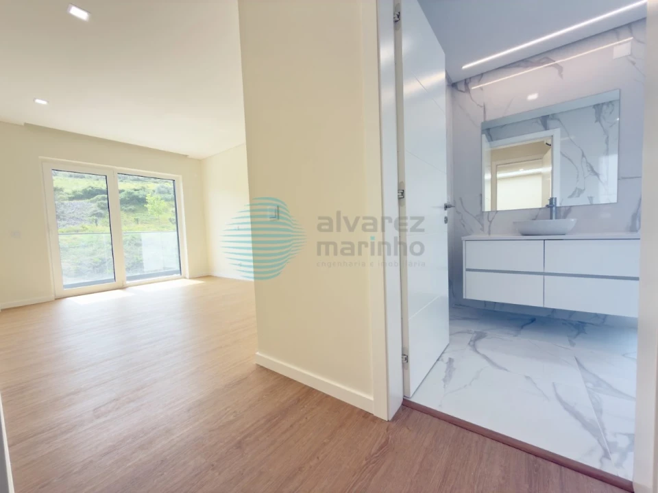Apartamento T4 para Venda em Santa Maria, São Pedro e Matacães Foto 21