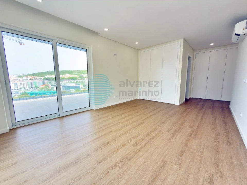 Apartamento T4 para Venda em Santa Maria, São Pedro e Matacães Foto 26