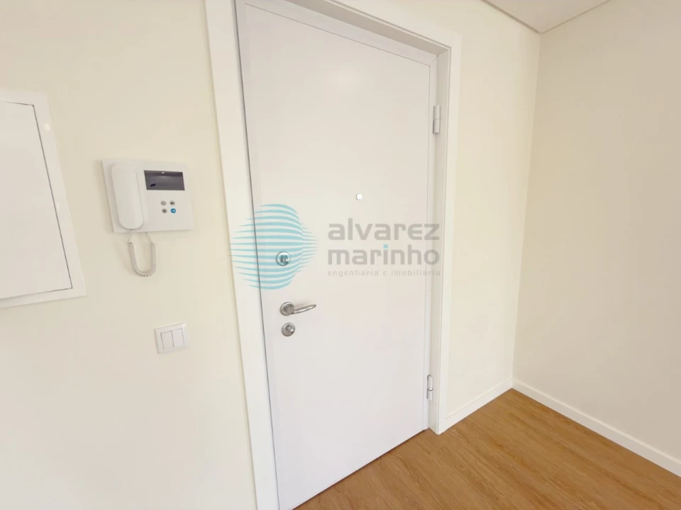 Apartamento T4 para Venda em Santa Maria, São Pedro e Matacães Foto 33