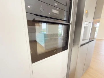 Apartamento T4 para Venda em Santa Maria, São Pedro e Matacães