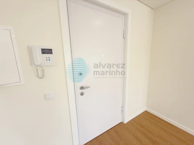 Apartamento T4 para Venda em Santa Maria, São Pedro e Matacães Foto 33