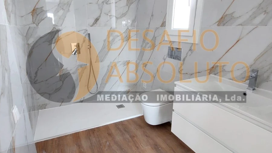 Apartamento T1 para Venda em Fernao Ferro